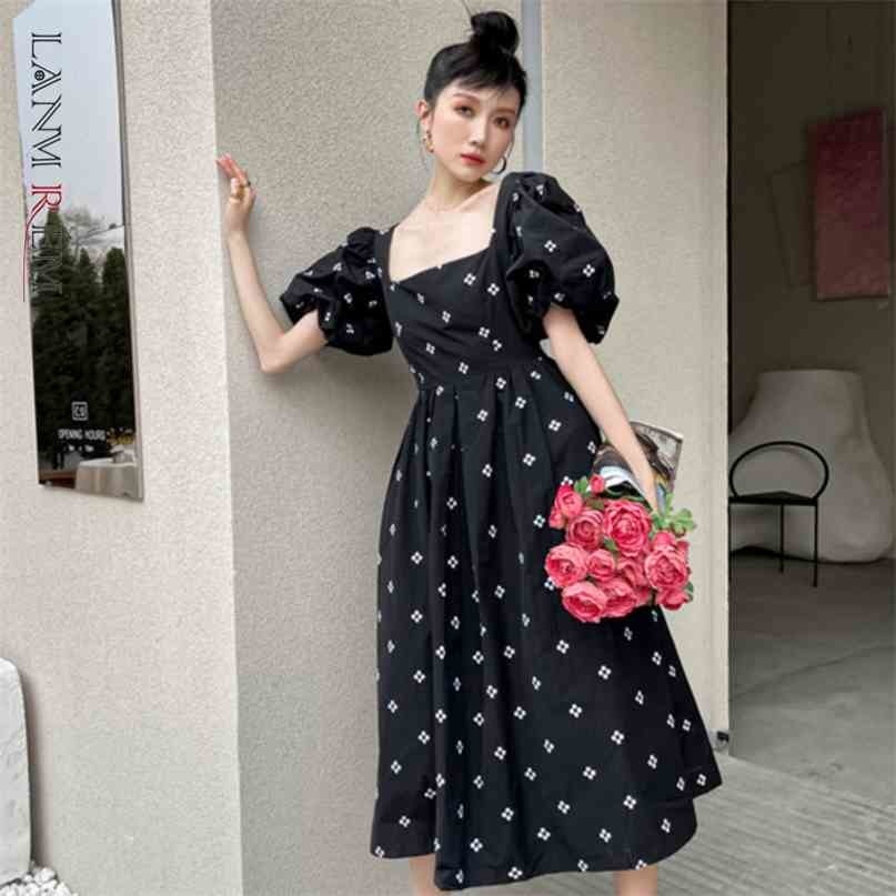 Women Flower Embroidery Lantern Sleeve Square Neck Dress Loose Fit Lady Fashion Summer Arrivals 2H097 210526, Black
Women Flower Embroidery Lantern Sleeve Square Neck Dress Loose Fit Lady Fashion Summer Arrivals 2H097 210526, Black