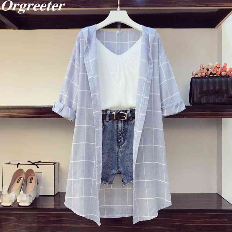 Arrival Casual 3 Piece Set Women 3/4 Sleeve Plaid Long Hoodies Sunscreen Shirts + Knitted Vest Hole Denim Short Sets 210525, Gray
Arrival Casual 3 Piece Set Women 3/4 Sleeve Plaid Long Hoodies Sunscreen Shirts + Knitted Vest Hole Denim Short Sets 210525, Gray