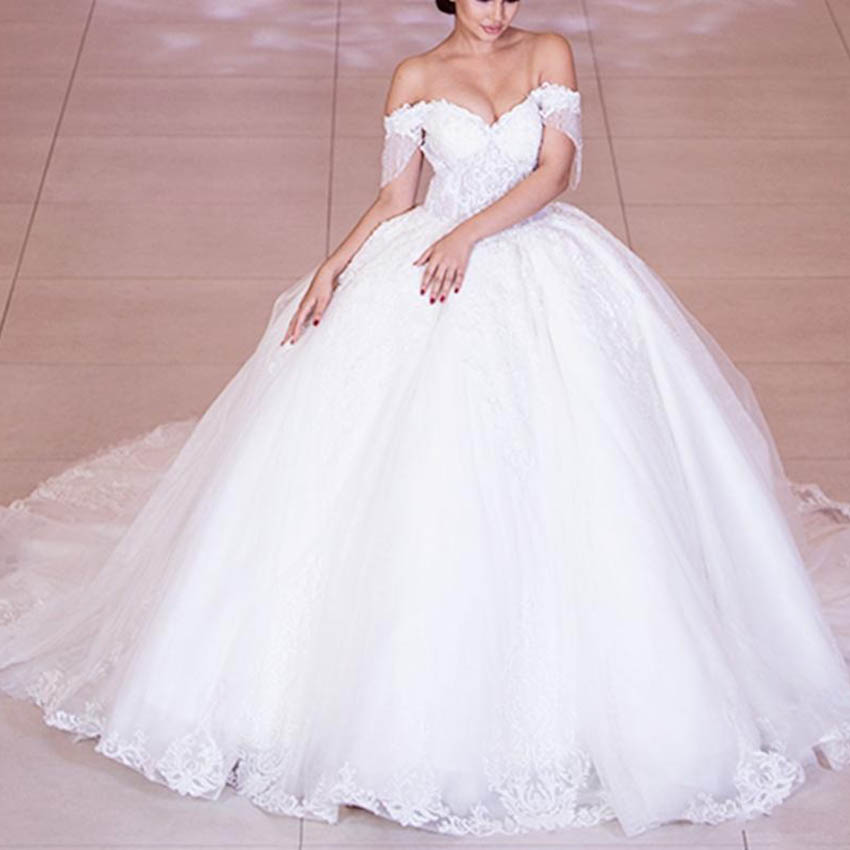 Luxury Beaded Lace Wedding Dress Appliqued Ball Gown 2022 Gorgeous Off Shoulder Ivory White Tulle Bridal Wedding Gowns Sweetheart Princess Bride Dress