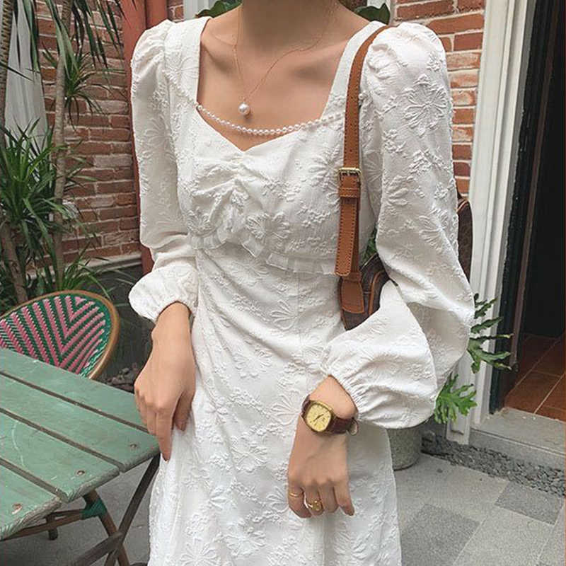 French Vintage Dres Square Collar Retro Elegant White Puff Sleeves Long Slim Korean Fashion Clothes Autumn 210604
French Vintage Dres Square Collar Retro Elegant White Puff Sleeves Long Slim Korean Fashion Clothes Autumn 210604
