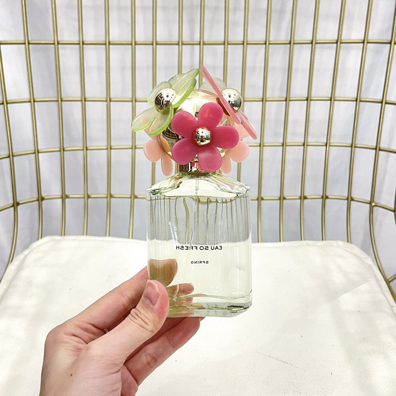 perfumes fragrances for woman perfume spray 75ml Daisy Spring EDT highest quality and fast delivery
perfumes fragrances for woman perfume spray 75ml Daisy Spring EDT highest quality and fast delivery