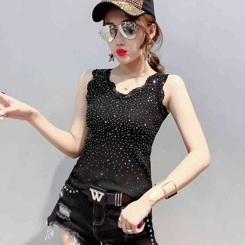 Casual V Neck Sleeveless Clothes Korean Women's Sexy Summer Tanks Tops Fashion Lace Patchwork Top Black White Clothing 8632 50 210506