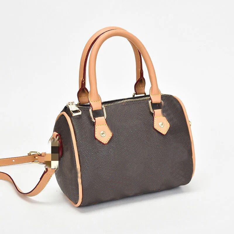 2021 handbag tote bag women totes beige leather handbags big bags backpack crossy body purse fashion saddle womens, No bags
2021 handbag tote bag women totes beige leather handbags big bags backpack crossy body purse fashion saddle womens, No bags