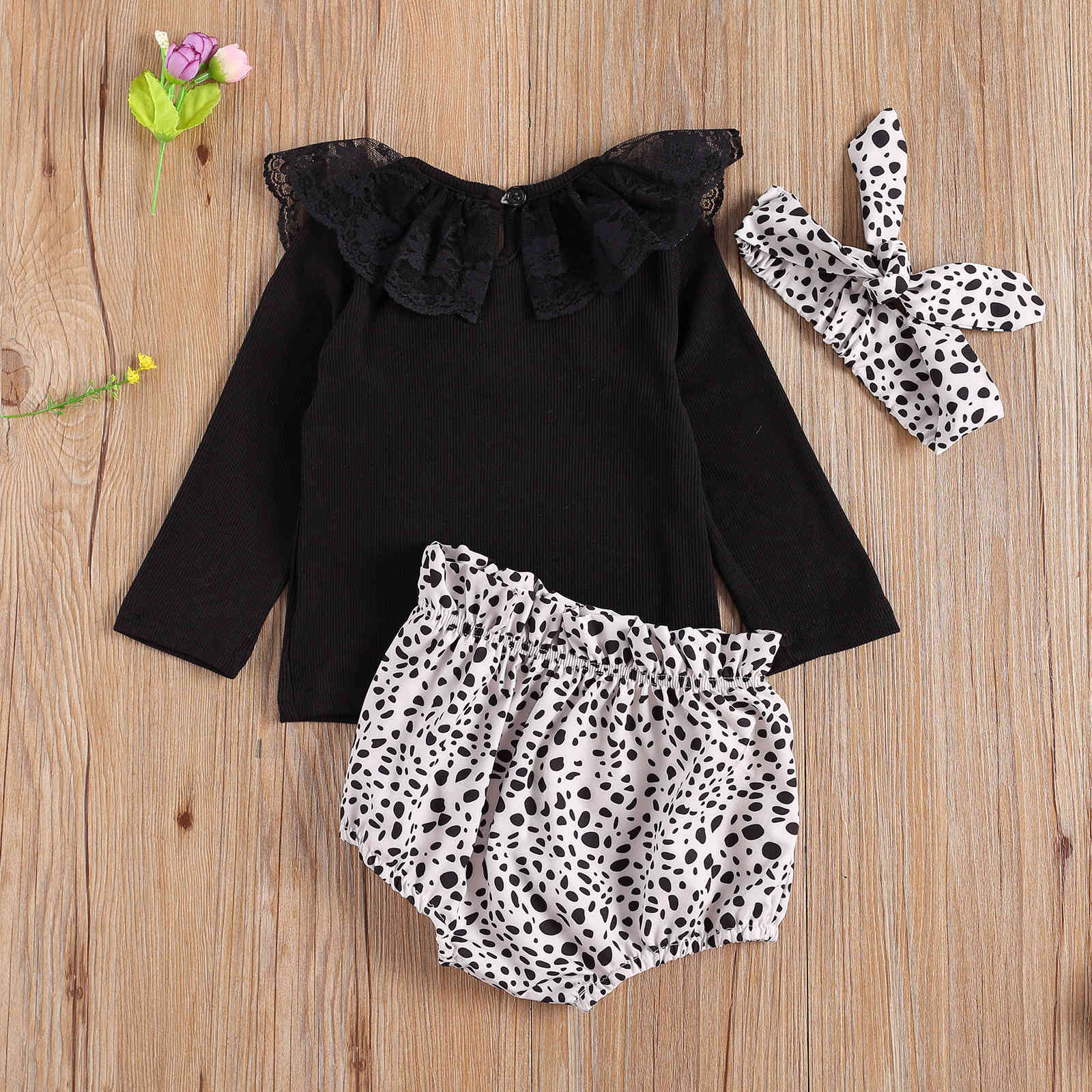 0-2Y Autumn Winter Toddler born Infant Baby Girl Clothes Set Lace Knitted Sweaters Ruffles Leopard Shorts Outfits 210515
