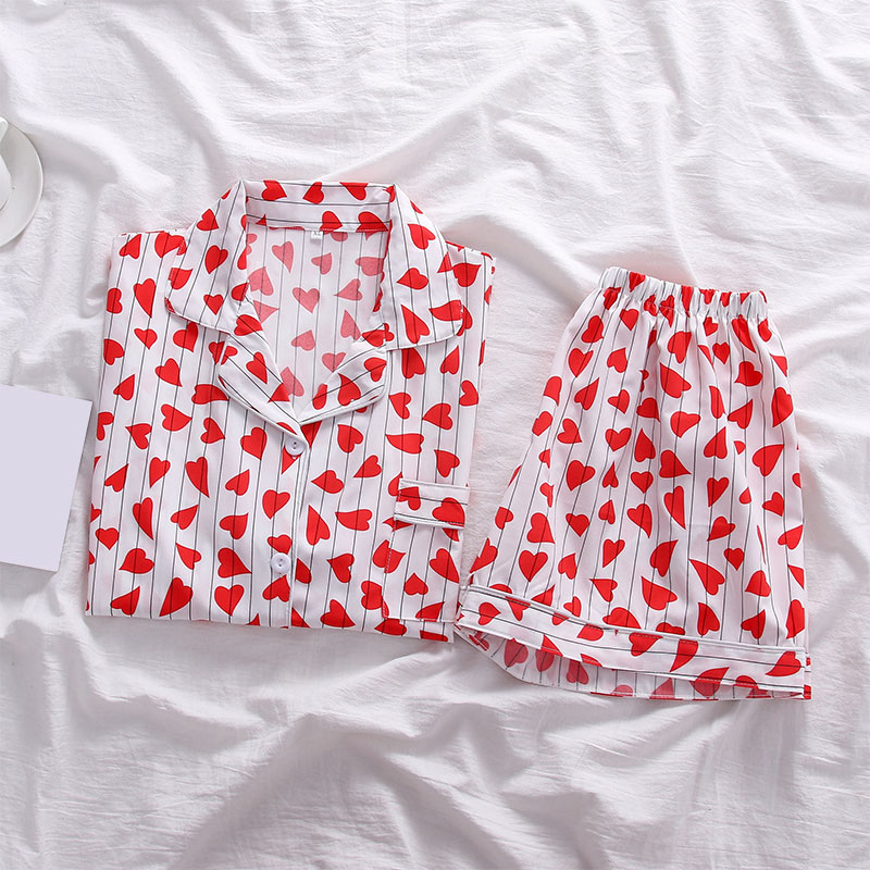 2021women sleepwear heart stripe print pajamas sets women harajuku soft short sleeve nightwear set 2021 summer comfortable pajama, Black;red
2021women sleepwear heart stripe print pajamas sets women harajuku soft short sleeve nightwear set 2021 summer comfortable pajama, Black;red