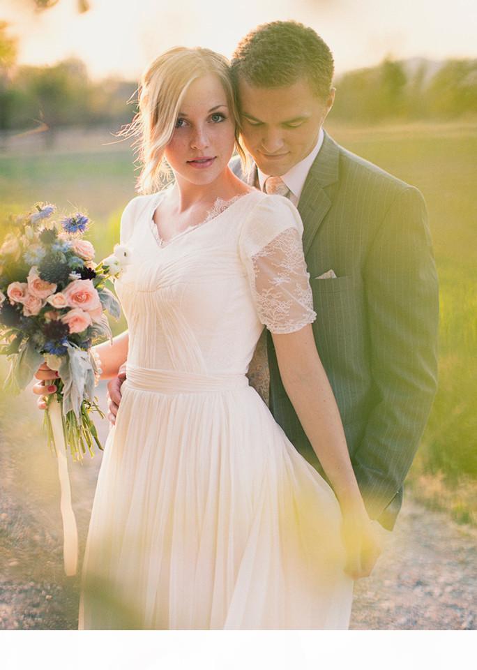 Country Wedding Dresses Bridal Gown Custom Made Plus Size Chiffon Lace Short Sleeves Scalloped V Neck Sweep Train Ruched Pleats Ves De Novia 403 Es Es