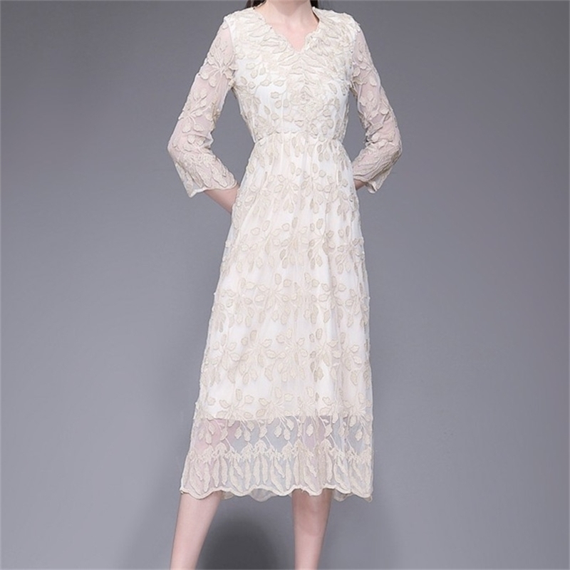 Summer Gold Thread Crocheted Fairy Lace Bodycon Dress Vestidos Verano Mujer Midi Party Sukienki Letnie 210603, Picture color
Summer Gold Thread Crocheted Fairy Lace Bodycon Dress Vestidos Verano Mujer Midi Party Sukienki Letnie 210603, Picture color