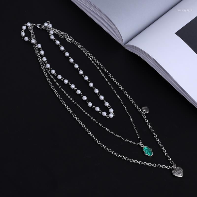 Chains Vintage Multi-layer Crystal Pendant Necklace Woman Heart Set Chain Palm Choker1
Chains Vintage Multi-layer Crystal Pendant Necklace Woman Heart Set Chain Palm Choker1