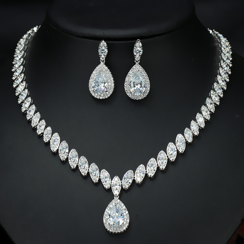 CWWZircons High Quality Cubic Zirconia Wedding Necklace and Earrings Luxury Crystal Bridal Jewelry Sets for Bridesmaids 1040 Q2
CWWZircons High Quality Cubic Zirconia Wedding Necklace and Earrings Luxury Crystal Bridal Jewelry Sets for Bridesmaids 1040 Q2