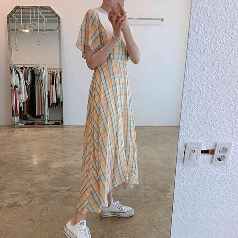SHENGPLLAE Sweet Plaid Dress Women's Summer Peter Pan Collor Contrast Waist Irregular Flying Sleeve Mid-calf Dresses 210427