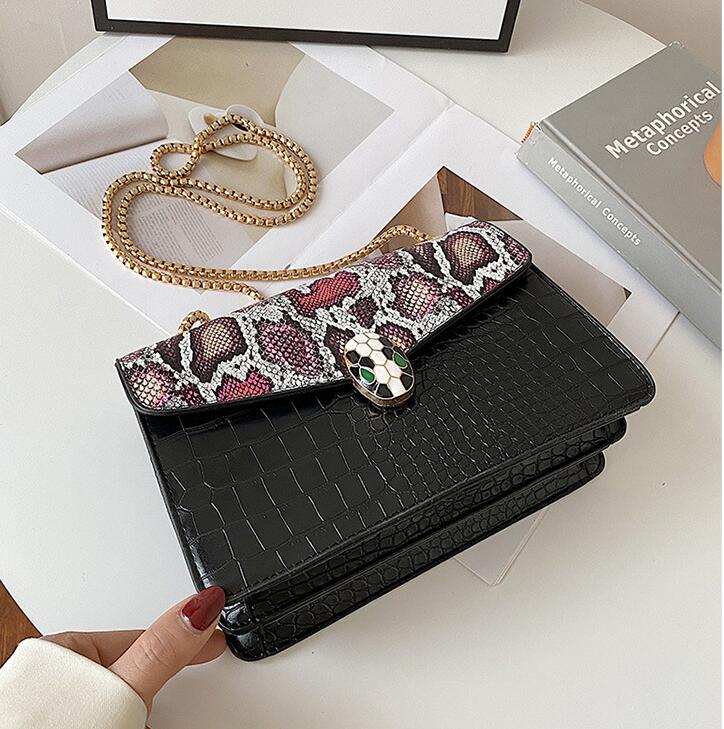 Factory wholesale women chain bag elegant atmosphere crocodile handbag street fashions embossed leather handbags flip fashion buckle shoulder bags
Factory wholesale women chain bag elegant atmosphere crocodile handbag street fashions embossed leather handbags flip fashion buckle shoulder bags