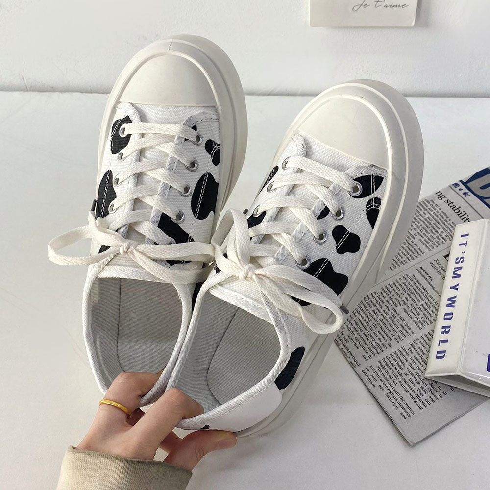 Kawaii Shoes Womens Sneakers Platform Lolita Shoes Vintage Women Vulcanize Shoes College Student Round Head Tennis, White
Kawaii Shoes Womens Sneakers Platform Lolita Shoes Vintage Women Vulcanize Shoes College Student Round Head Tennis, White