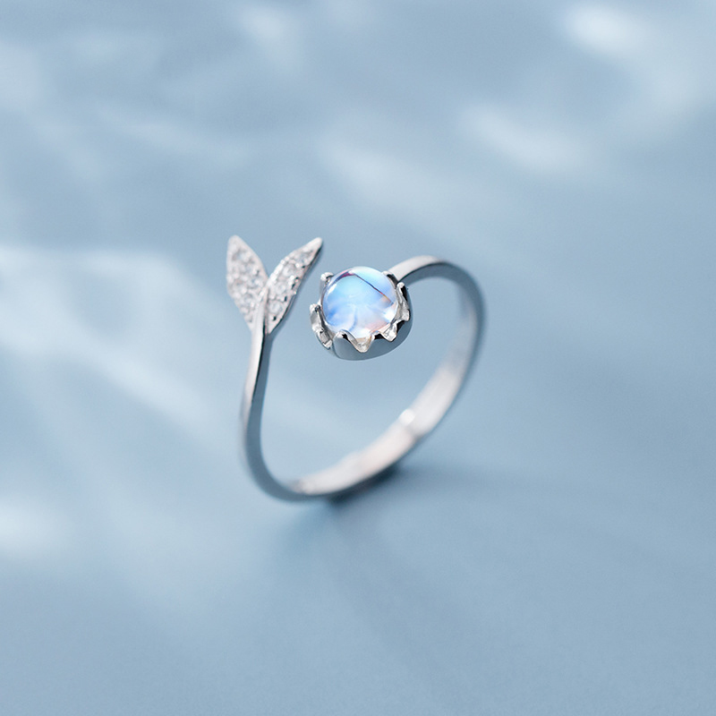 High Quality 925 Sterling Silver Blue Glass Stones Tear Fish Tail Ring Mermaid for Women Open Ajudstale Rings Jewelry
High Quality 925 Sterling Silver Blue Glass Stones Tear Fish Tail Ring Mermaid for Women Open Ajudstale Rings Jewelry