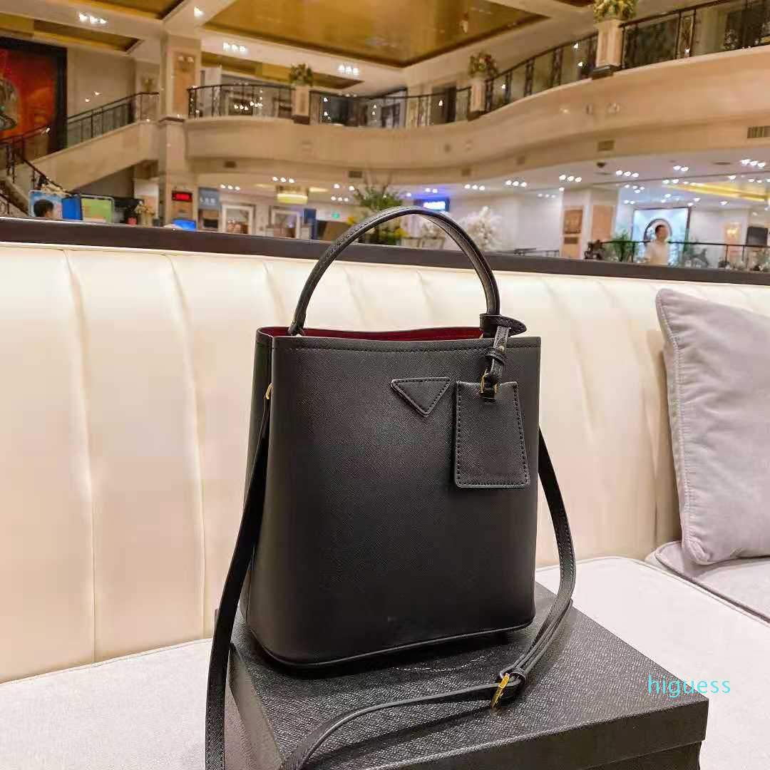 Designer- Women Handbag handbags Ladies Shoulder Bags women messenger bag leather fashion Bucket bag Cross body Bag, Black
Designer- Women Handbag handbags Ladies Shoulder Bags women messenger bag leather fashion Bucket bag Cross body Bag, Black