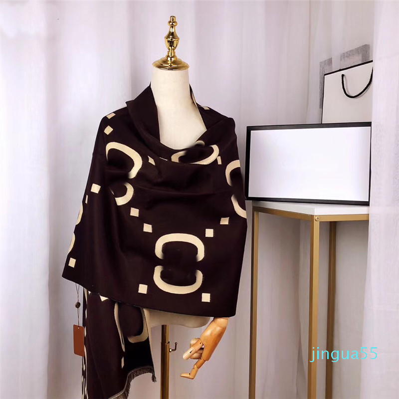 fashion Classic Double Letter Jacquard Scarves 4 Colors To Wear Women Autumn Winter Wrap Large Size Designer Wool Shawls 190*65CM
fashion Classic Double Letter Jacquard Scarves 4 Colors To Wear Women Autumn Winter Wrap Large Size Designer Wool Shawls 190*65CM