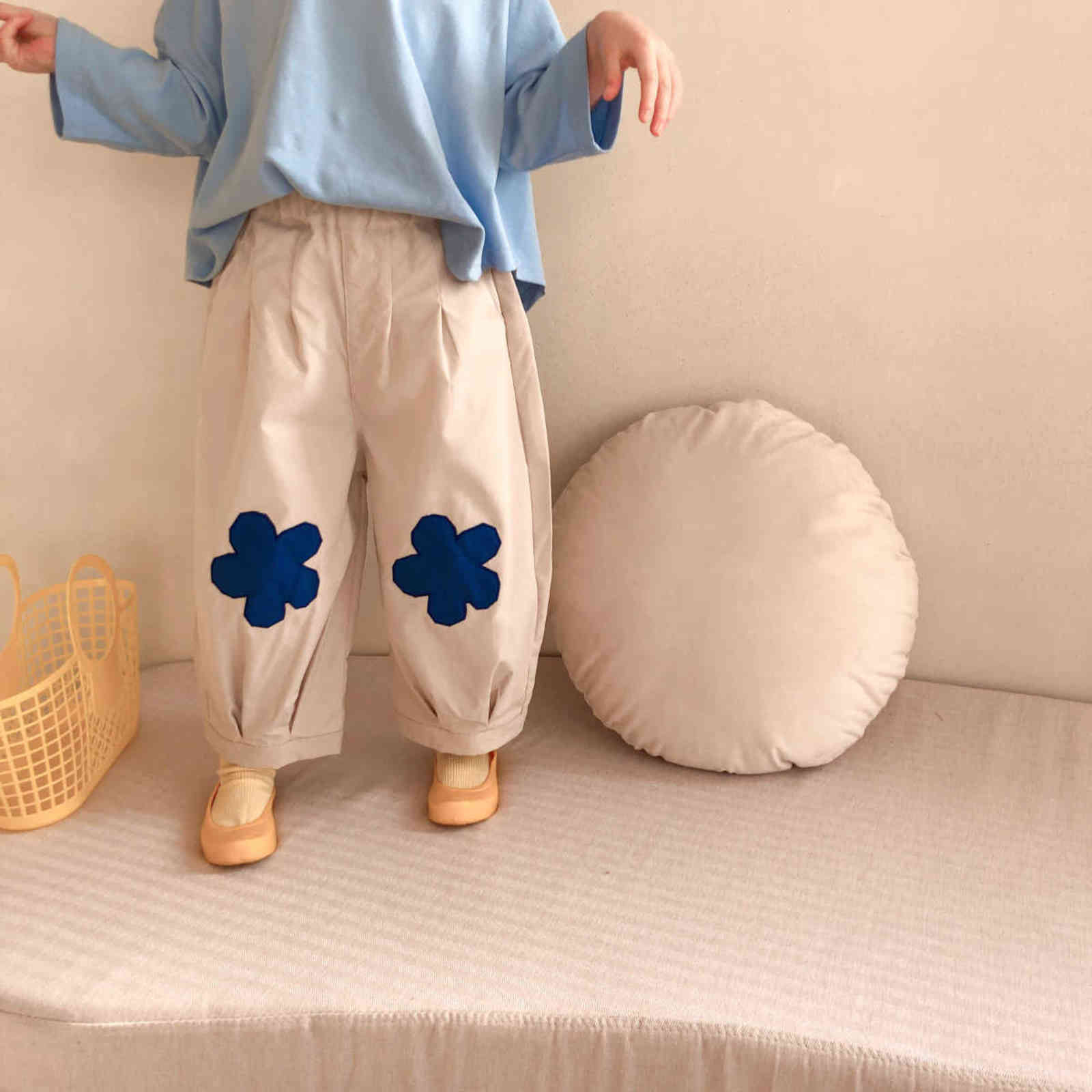 Japan style cute blue flower casual trousers for girls Spring cotton loose pants 2-7Y 211103