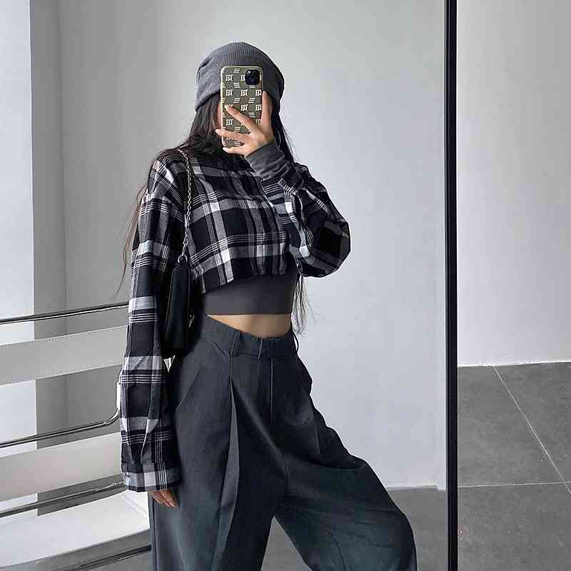 WOMENGAGA Spirng Plaid Street Loose Turn-down Collar Single Breasted Short Shirt Blouse Tops Winter 080H 210603, Black gray grid
WOMENGAGA Spirng Plaid Street Loose Turn-down Collar Single Breasted Short Shirt Blouse Tops Winter 080H 210603, Black gray grid