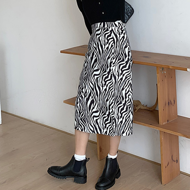 Nomikuma Vintage Zebra Striped Women Skirt Korean High Waist A-line Split Skirts Autumn Elegant Faldas Mujer Moda 6C596 210427