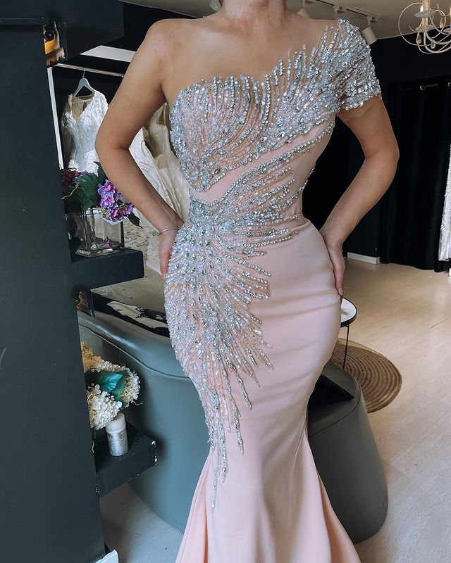 2022 Plus Size Arabic Aso Ebi Pink Luxurious Mermaid Prom Dresses Beaded Crystals Sexy Evening Formal Party Second Reception Gowns Dress ZJ501
