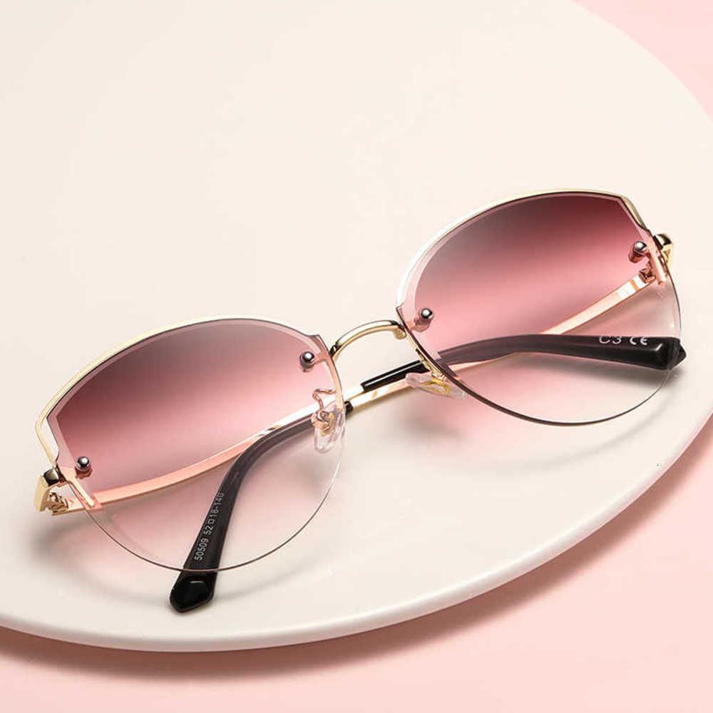 New arrived metal Channel Rimls Sunglass 2021 Shopping Selfie Driving Sunglass Women Newt 50509
New arrived metal Channel Rimls Sunglass 2021 Shopping Selfie Driving Sunglass Women Newt 50509