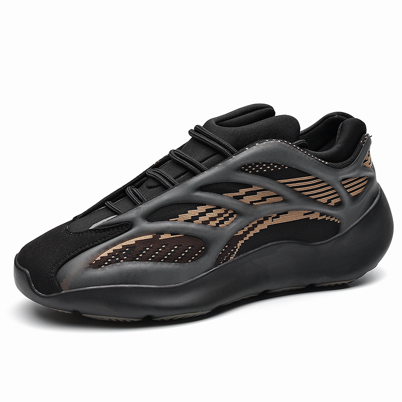 new triple s men women designer casual dad shoes vintage platform sneakers black paris-1
new triple s men women designer casual dad shoes vintage platform sneakers black paris-1