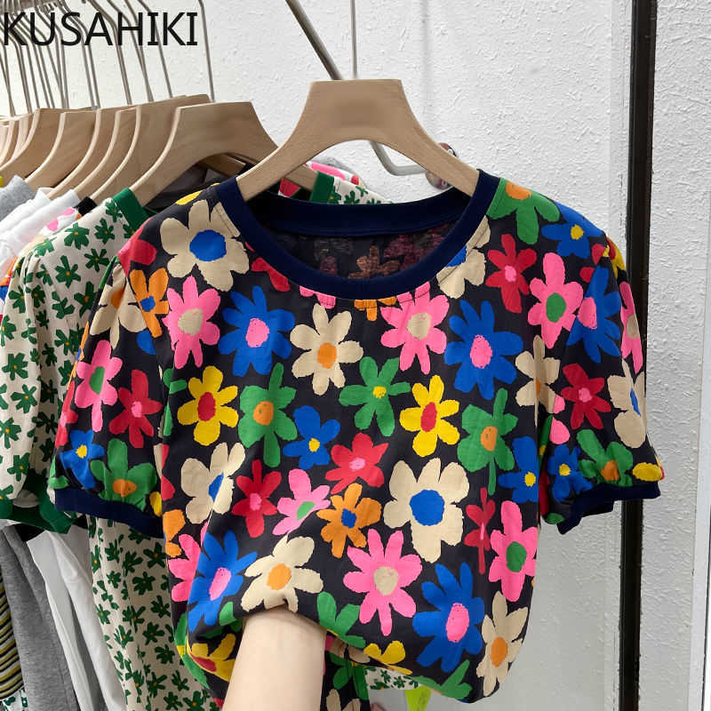 KUSAHIKI Floral Printed Woman Tshirts Causal Sweet Puff Sleeve O-neck Graphic Tee Summer Korean Fashion Top Shirt 6J261 210602, Green
KUSAHIKI Floral Printed Woman Tshirts Causal Sweet Puff Sleeve O-neck Graphic Tee Summer Korean Fashion Top Shirt 6J261 210602, Green