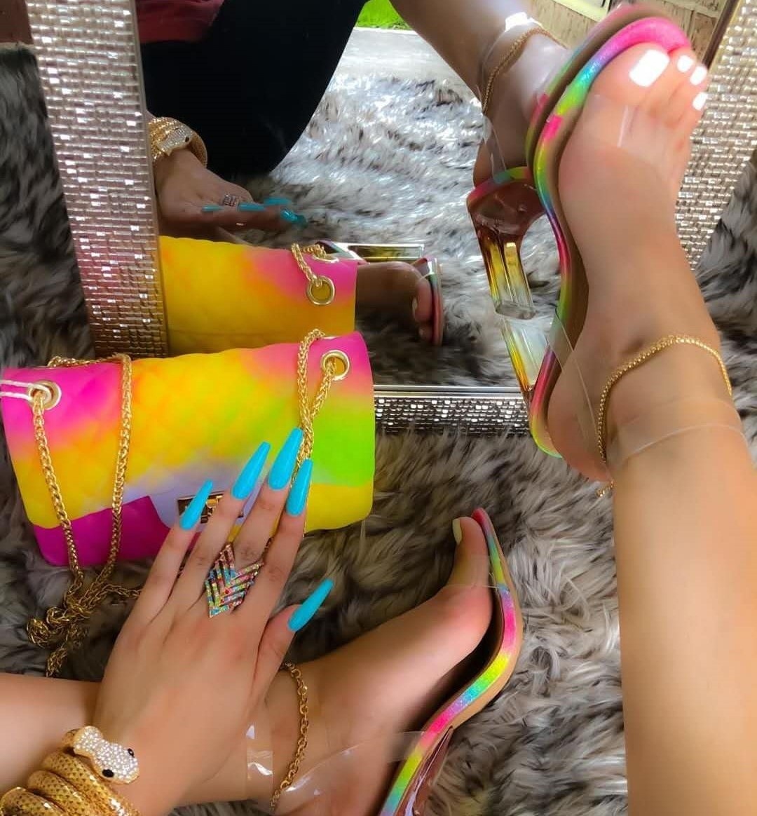 Bags women handbags ladies Jelly Purses Jelly bag rainbow women ladies hand bags luxury purses and handbags with shoes in set, Black
Bags women handbags ladies Jelly Purses Jelly bag rainbow women ladies hand bags luxury purses and handbags with shoes in set, Black