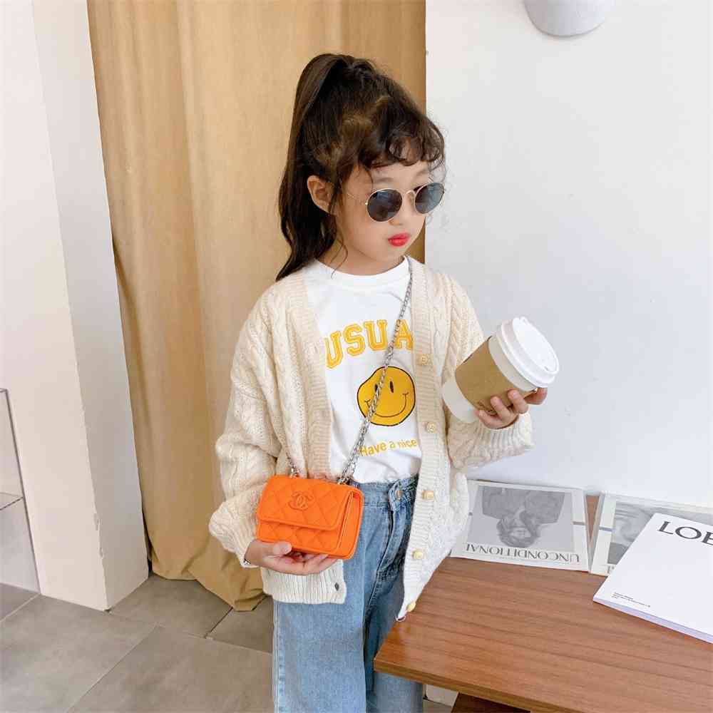 Fashion Children's Handbag Kids Gilr's Mini Purse Square Bag PU Candy Colors Princess Chain One Shoulder Messenger Bags Satchel G5002XN, White
Fashion Children's Handbag Kids Gilr's Mini Purse Square Bag PU Candy Colors Princess Chain One Shoulder Messenger Bags Satchel G5002XN, White