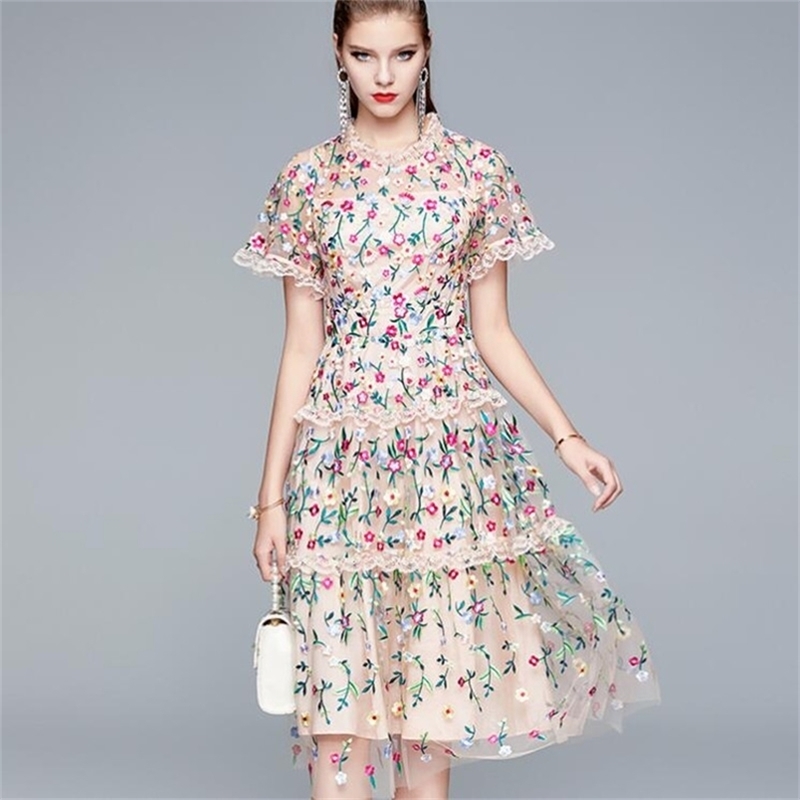 Embroidery Mesh Dress Women French Sweet Short Sleeve O-Neck A-line Summer Elegant Streetwear 210603, Picture color
Embroidery Mesh Dress Women French Sweet Short Sleeve O-Neck A-line Summer Elegant Streetwear 210603, Picture color