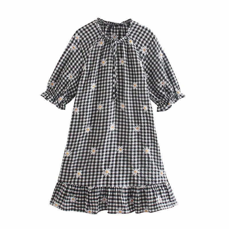 Embroidered Za Dress Women Short Puff Sleeve Bow Plaid Mini Summer Dress Female Fashion Embroidery Vintage Party Dresses 210602, Black
Embroidered Za Dress Women Short Puff Sleeve Bow Plaid Mini Summer Dress Female Fashion Embroidery Vintage Party Dresses 210602, Black