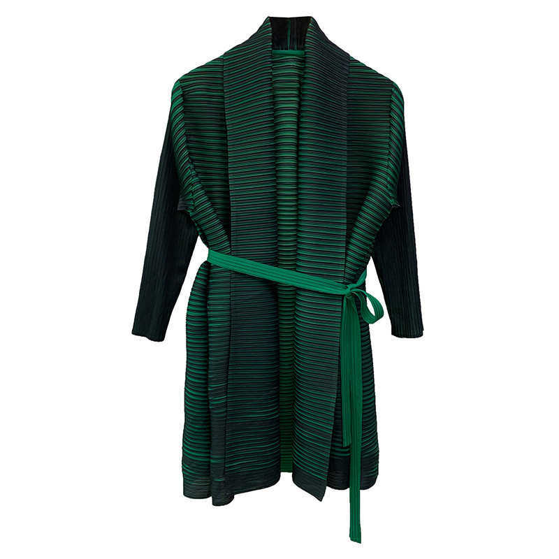 LANMREM Solid Color Scarf Collar Mid-length Cardigan Women autumn Korean Loose Pleated Coat With Belt high quality PC78 210914