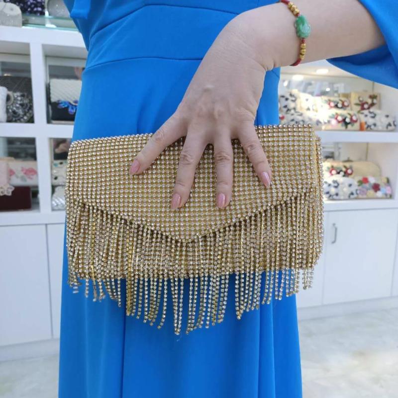Evening Wedding Clutches Bag Women Dress Dinner Rhinestone Tassel Fringe Bridesmaid Handbag Black Gold Messenger Envelope Bags
Evening Wedding Clutches Bag Women Dress Dinner Rhinestone Tassel Fringe Bridesmaid Handbag Black Gold Messenger Envelope Bags