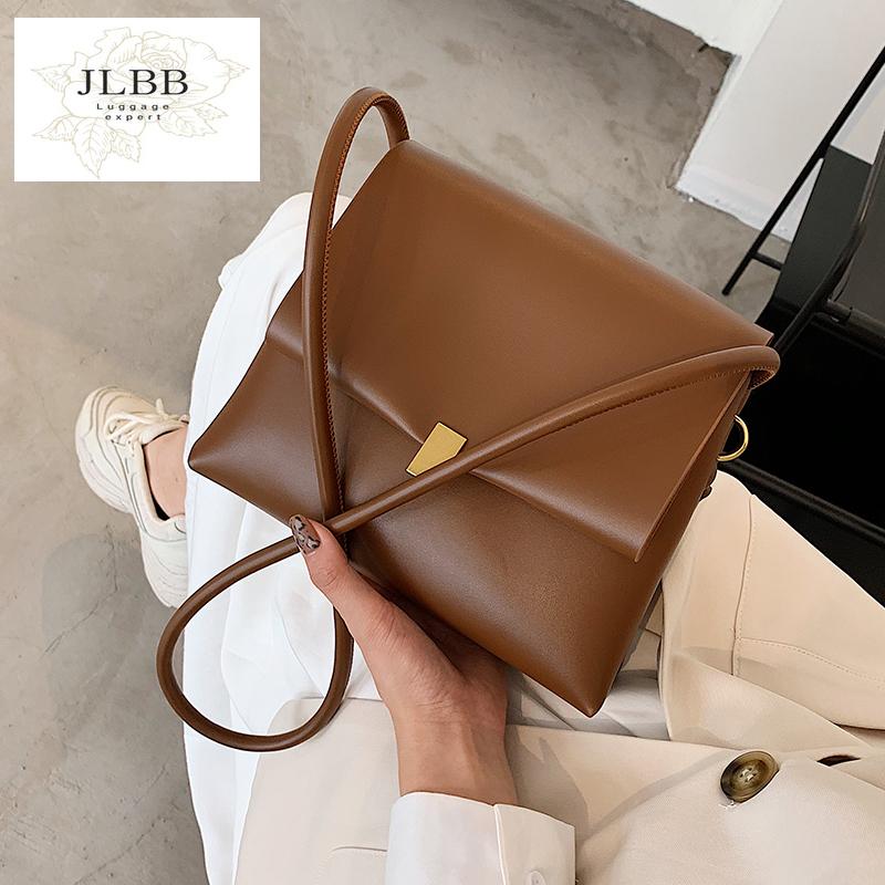 Evening Bags Simple Solid Color PU Leather Crossbody For Women 2021 Trend Shoulder Bag Handbags Trending Luxury Hand
Evening Bags Simple Solid Color PU Leather Crossbody For Women 2021 Trend Shoulder Bag Handbags Trending Luxury Hand