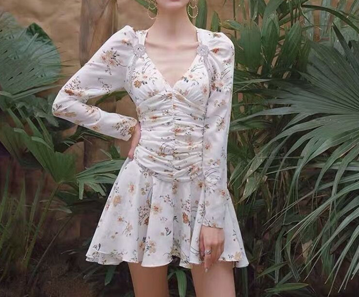 Women Sexy V neck Flower Print Puff Sleeve Pleated Ruffles Mini Dress Package Hips Hem Irregular Party Dresses 210429
