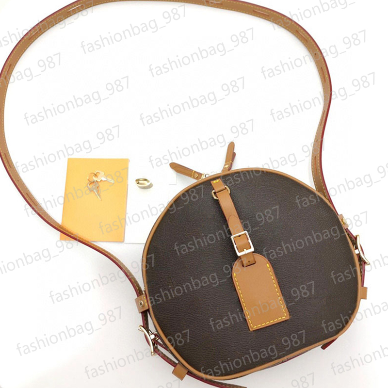 trending Low MOQ Custom Sport Fashion Style messenger Crossbody Bag pochette 52294, Box not sell for seperately
trending Low MOQ Custom Sport Fashion Style messenger Crossbody Bag pochette 52294, Box not sell for seperately