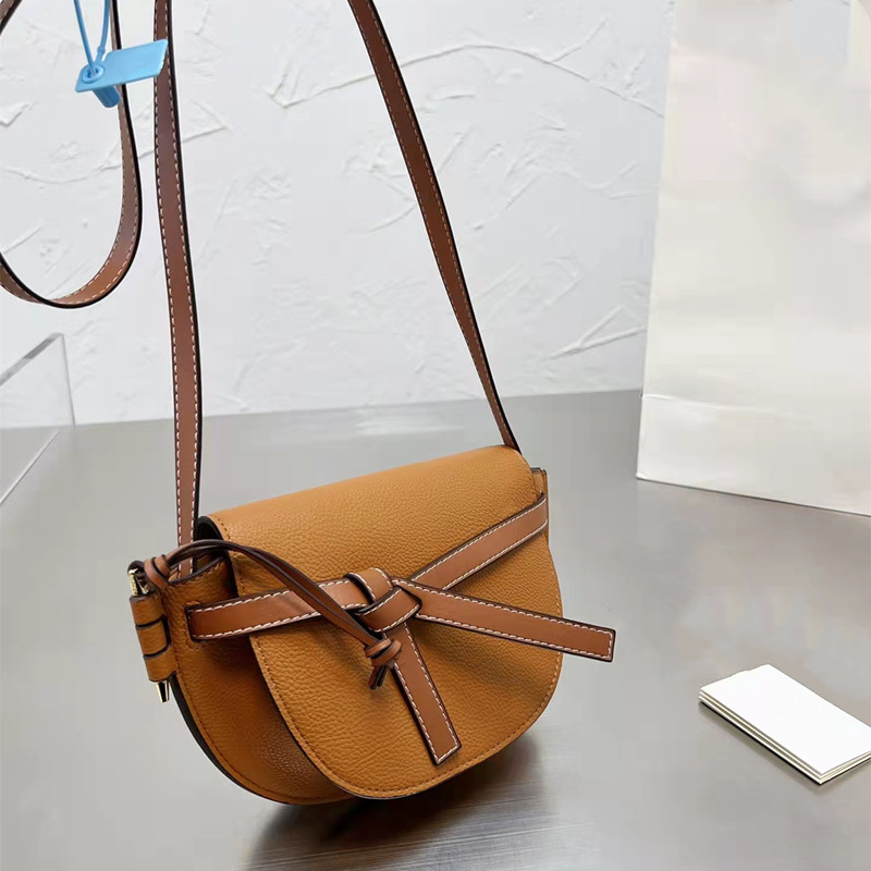 Women Shell Shoulder Bags Designer Bow Saddles Purses Fashion Puzzle Crossbody Totes Bag Lady Cute Evening Small Shell Purse High Quality, Option
Women Shell Shoulder Bags Designer Bow Saddles Purses Fashion Puzzle Crossbody Totes Bag Lady Cute Evening Small Shell Purse High Quality, Option