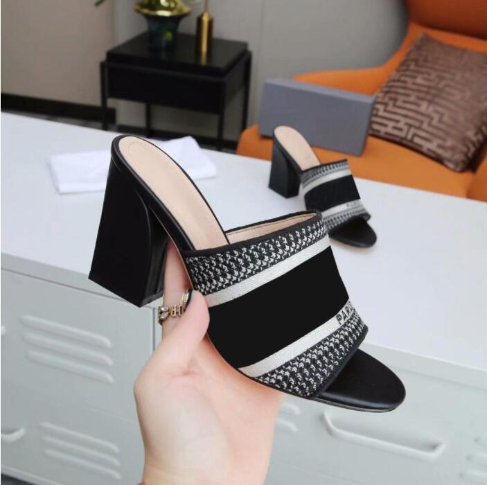 New Top Paris Womens Casual Slippers Block Heel Sandals Ladies High Heels Leather Striped Scuffs Sandals Fisherman Slippers Stylist Shoes, Grey
New Top Paris Womens Casual Slippers Block Heel Sandals Ladies High Heels Leather Striped Scuffs Sandals Fisherman Slippers Stylist Shoes, Grey