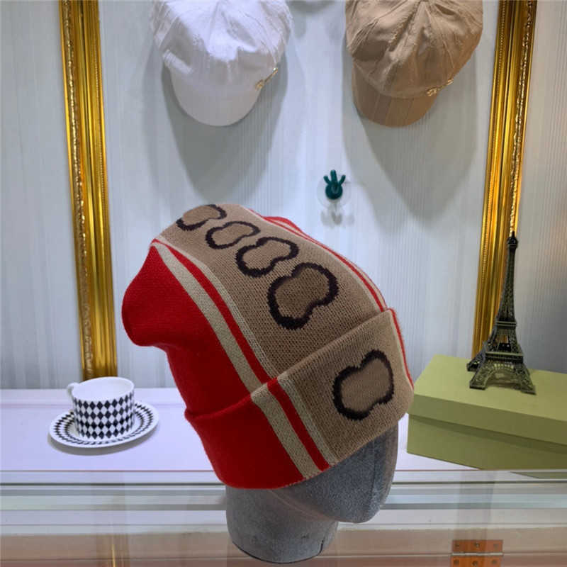 Luxury Letter Printed Skull Caps Winter Warm Men Beanie Women Soft Knitting Cap Adults Unisex Hip Hop Hat, Blue;gray
Luxury Letter Printed Skull Caps Winter Warm Men Beanie Women Soft Knitting Cap Adults Unisex Hip Hop Hat, Blue;gray