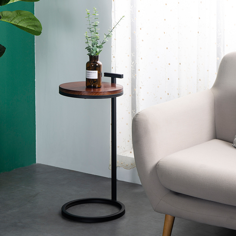 Nordic fashion light luxury living room sofa side table bedroom round modern minimalist movable bedside table mini solid wood coffee table
Nordic fashion light luxury living room sofa side table bedroom round modern minimalist movable bedside table mini solid wood coffee table