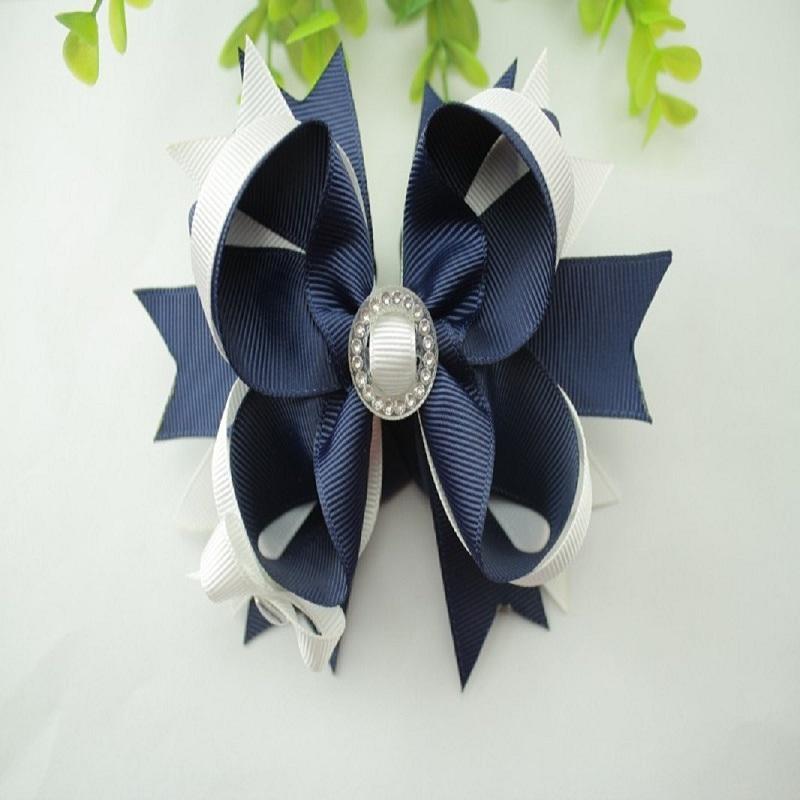 Hair Clips & Barrettes 5 Inches Crystal Diamonds Pure Color Flower Shaped Girl Bow Ornament
Hair Clips & Barrettes 5 Inches Crystal Diamonds Pure Color Flower Shaped Girl Bow Ornament