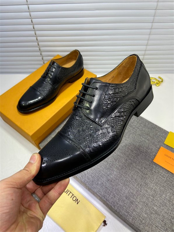 Valentin Newest Black Velvet men women Platform shoes Triple blue yellow reflective rainbow multi color Fashion Casual sneaker, 01
Valentin Newest Black Velvet men women Platform shoes Triple blue yellow reflective rainbow multi color Fashion Casual sneaker, 01