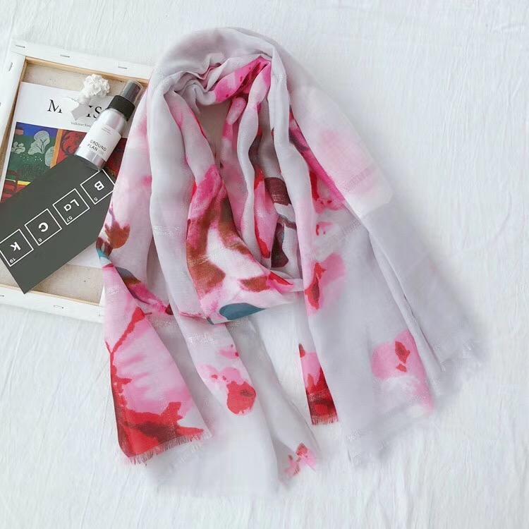 Scarves Printe Floral Tassels Hijab Scarf Shawls Muslim Viscose Wraps Fashion Islamic Headband 10pcs/lot
Scarves Printe Floral Tassels Hijab Scarf Shawls Muslim Viscose Wraps Fashion Islamic Headband 10pcs/lot
