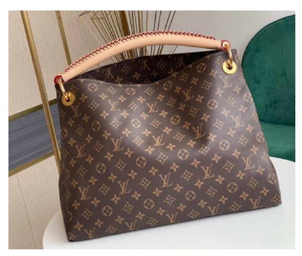 100% High quality GgLVLouis
Vitton YSL
VUTTON Hard woven bag for women leathers shoulder bags clutch handbag luxury cr, Red;black
100% High quality GgLVLouis
Vitton YSL
VUTTON Hard woven bag for women leathers shoulder bags clutch handbag luxury cr, Red;black