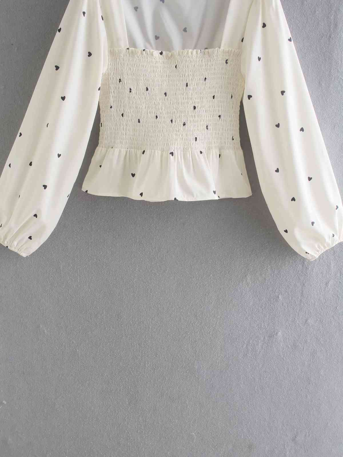 Long Sleeve Square Collar Peach Heart Print Spring Sweet Small Floral Pleated Short T-shirt Vintage Fashion Slim Female Tops 210507