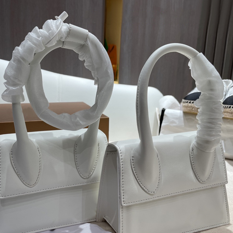 Luxury Totes Designer Mini bag Shoulder Bags leather Cross body Women Newest Trapezoid Wallet High-quality hand coin flap purse Two styles 4 colors With original box, Orange
Luxury Totes Designer Mini bag Shoulder Bags leather Cross body Women Newest Trapezoid Wallet High-quality hand coin flap purse Two styles 4 colors With original box, Orange