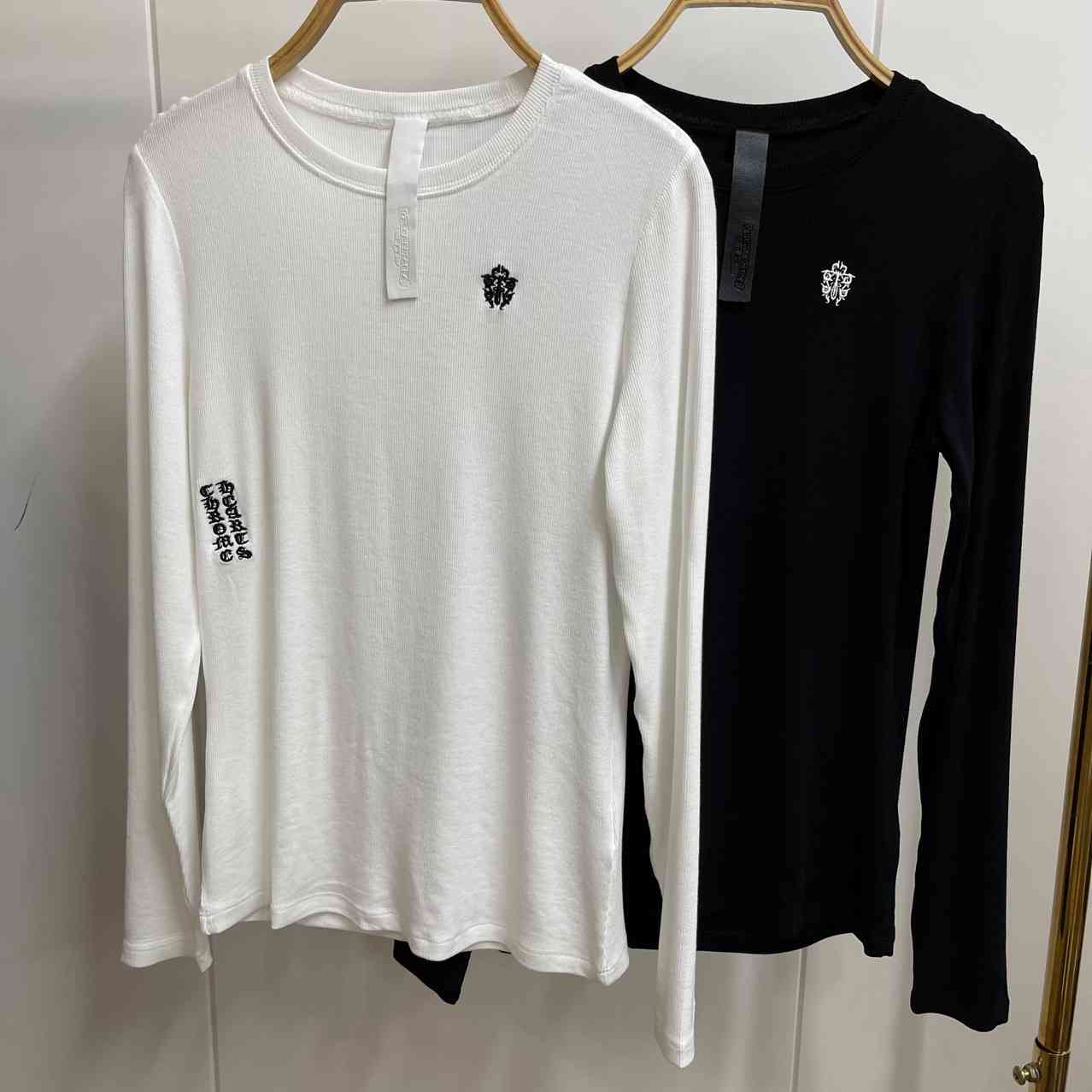 Fashion 2021 Autumn and Winter New Product Foreign Style Sanskrit Letter Embroidery Elastic Slim Fit Women's T-shirt Long Sleeve Bottoming Shirt, Black
Fashion 2021 Autumn and Winter New Product Foreign Style Sanskrit Letter Embroidery Elastic Slim Fit Women's T-shirt Long Sleeve Bottoming Shirt, Black