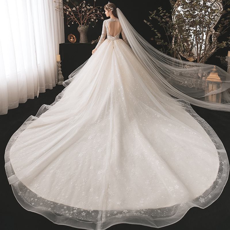 2025 Luxury Muslim Wedding Dresses deep V-Neck Lace Long Sleeves Sparkling Sequins Beads Appliqued Wedding Dress With Veil Custom Made Vestidos De Nov