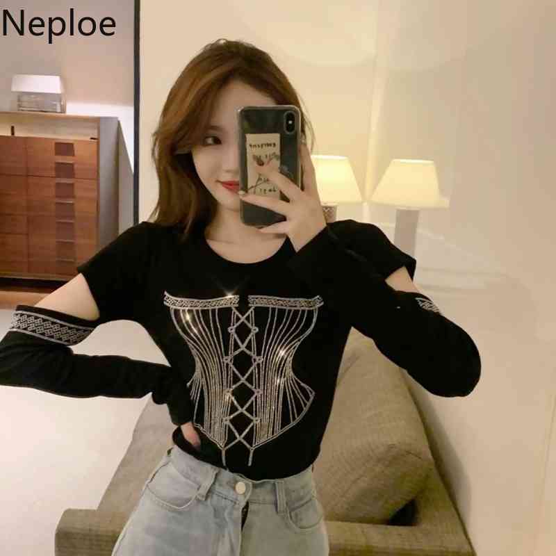 Neploe Chic Shirts Women Bling Miamonds Hollow Out Tshirts O-neck Long Sleeve Tees Slim All-match Korean Female Tops 95163 210422