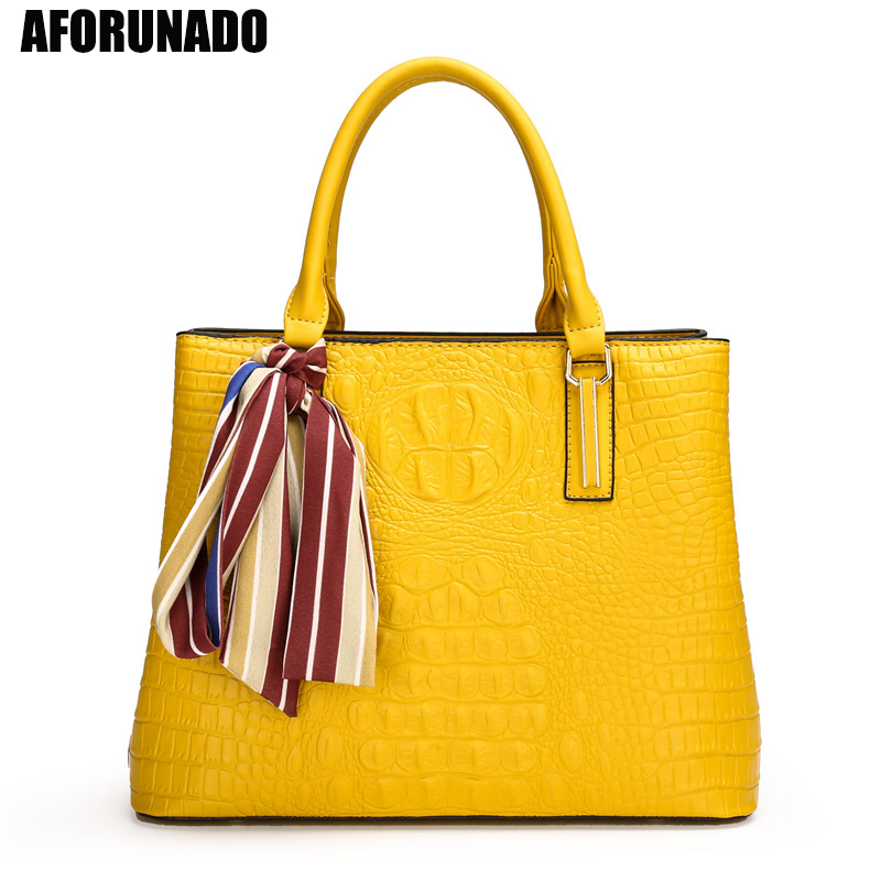 Luxury Handbags Women Bags Designer Crocodile Woman Leather Handbag Ladies Yellow Party Tote Shoulder Bags Sac A Main 2020 C0401, Khaki
Luxury Handbags Women Bags Designer Crocodile Woman Leather Handbag Ladies Yellow Party Tote Shoulder Bags Sac A Main 2020 C0401, Khaki