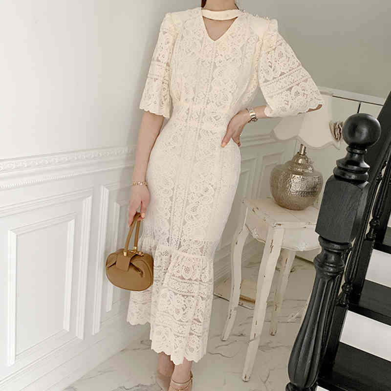 Dresses Chic Korean Slim V Neck Lace Hollow Out Short Sleeve Wrap Hip Mermaid Dress Women Temperament Elegant Sexy Spring 210429